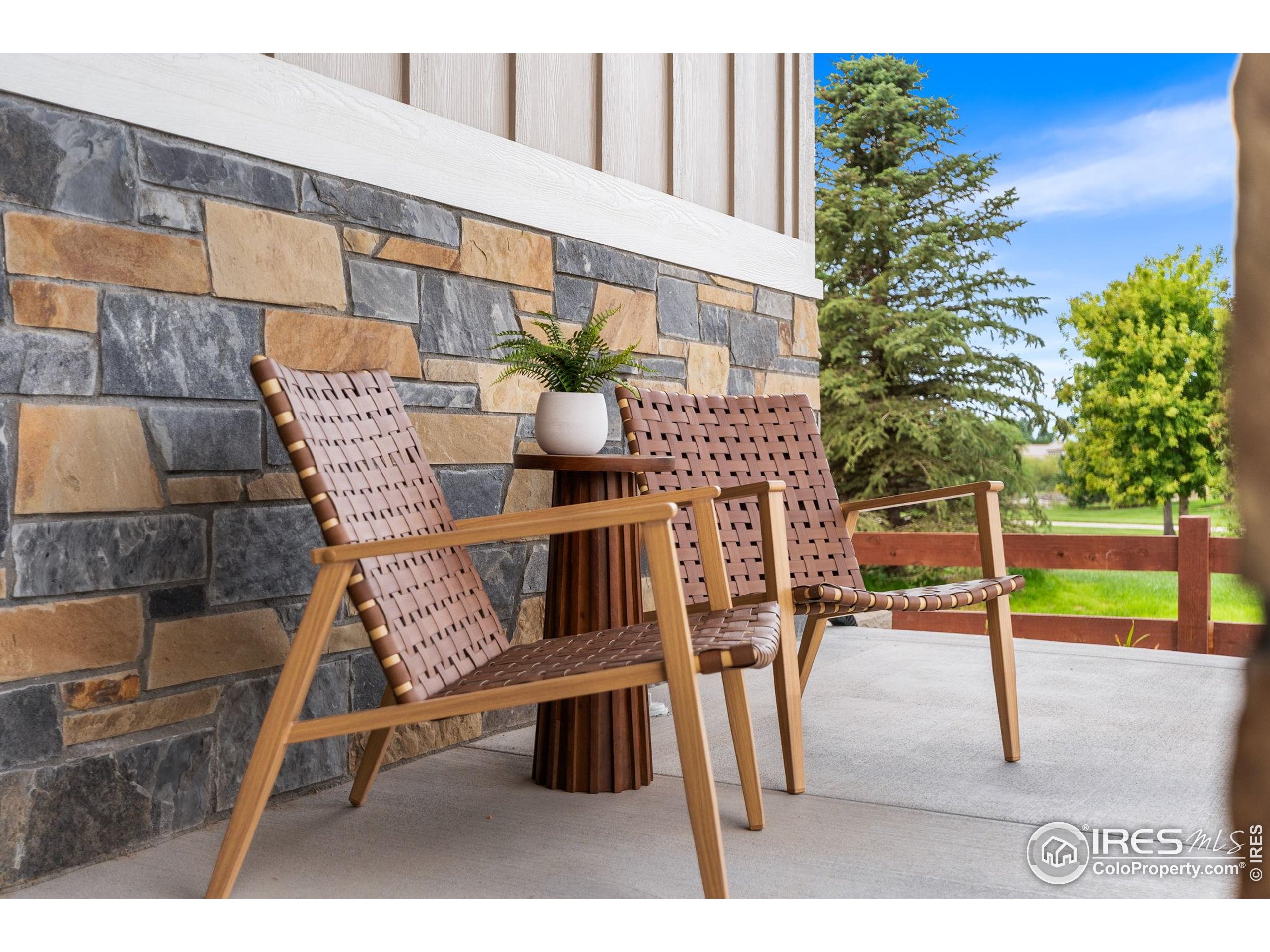 6709 Morning Song Ct