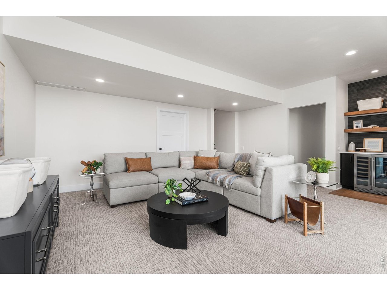 6739 Morning Song Ct