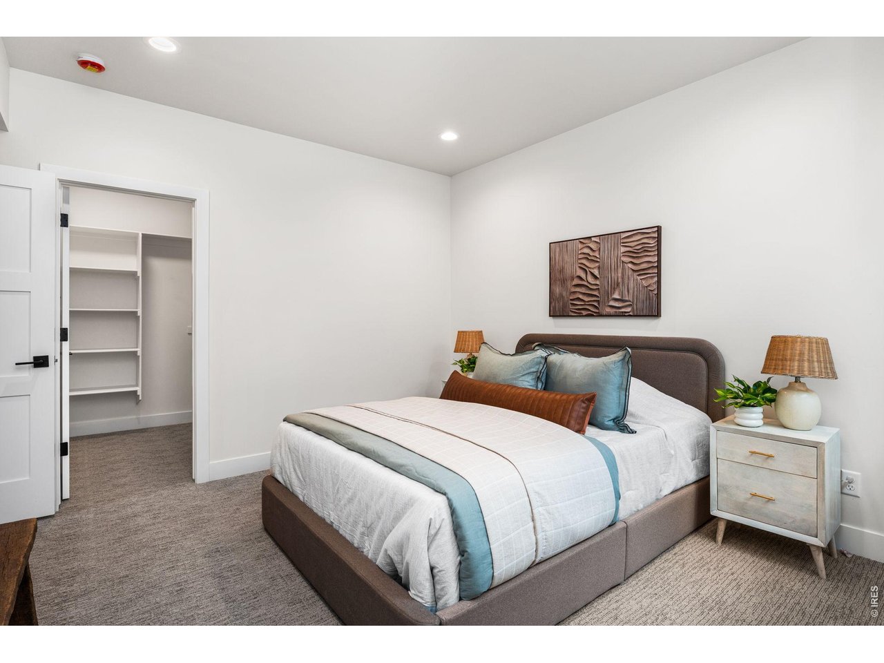 6739 Morning Song Ct