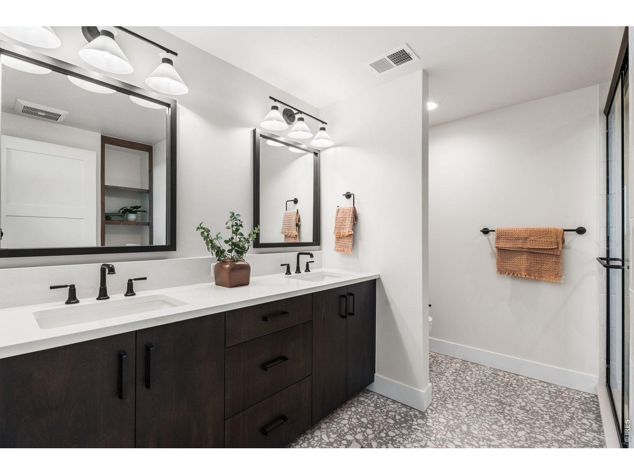 6739 Morning Song Ct