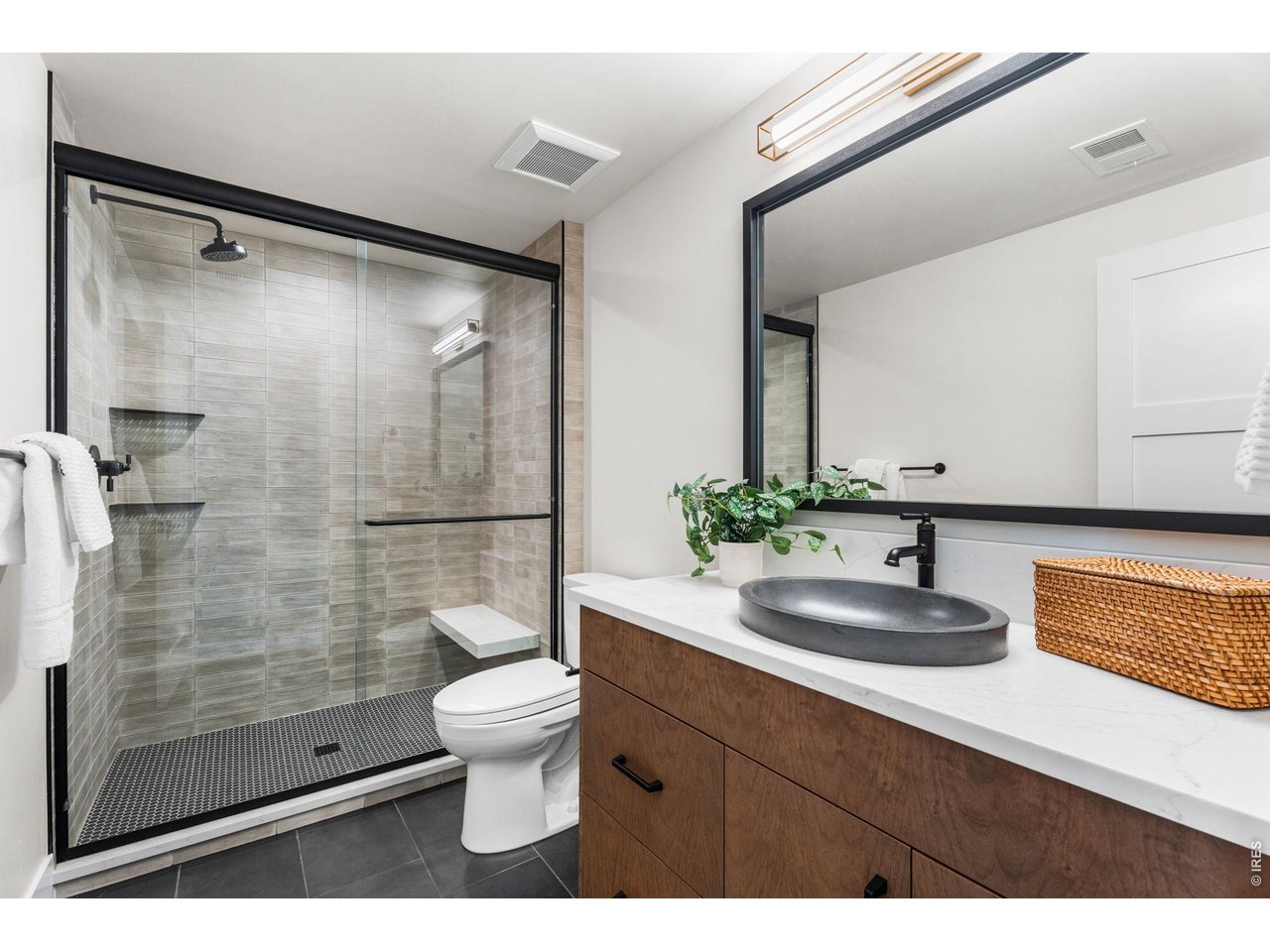 6739 Morning Song Ct