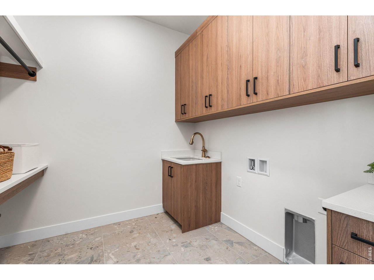 6739 Morning Song Ct