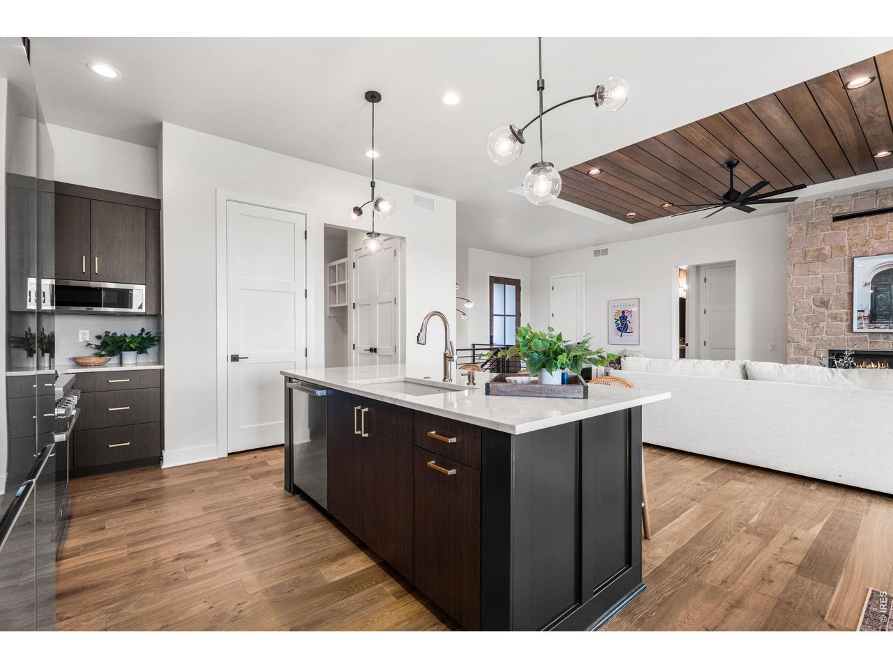 6739 Morning Song Ct