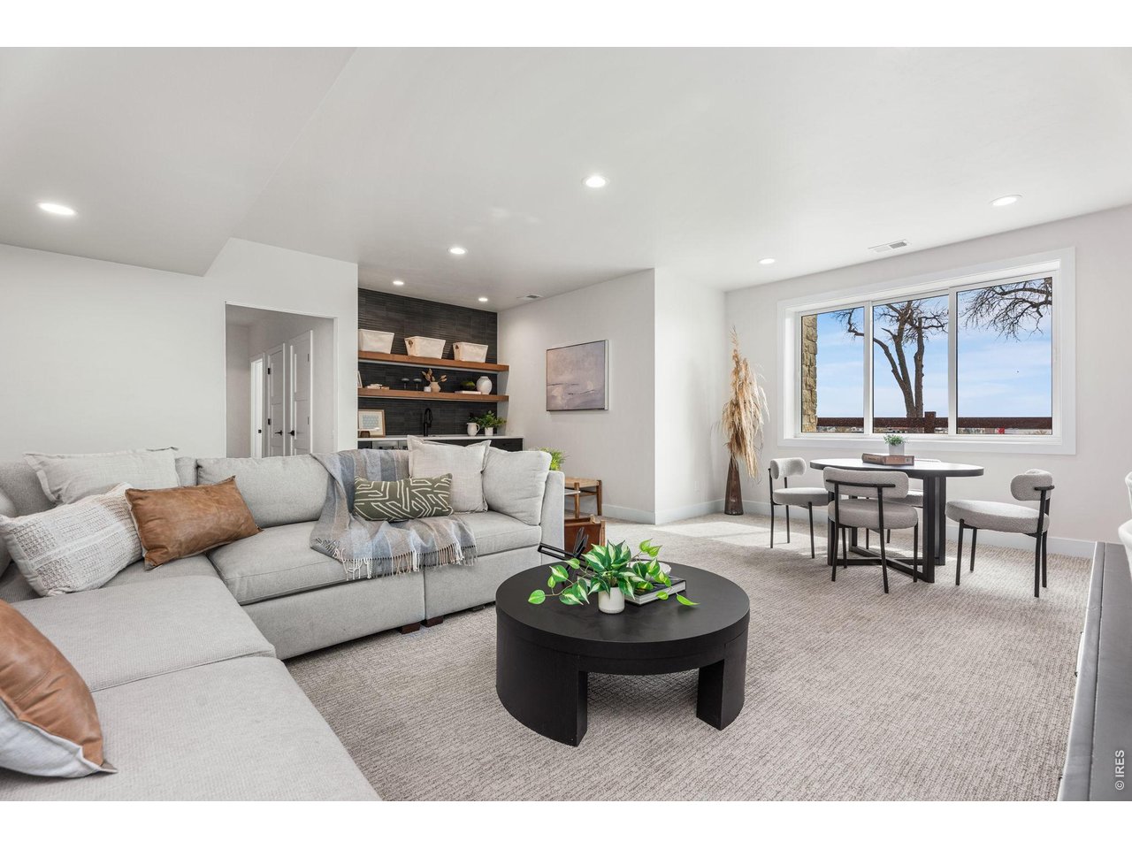 6739 Morning Song Ct