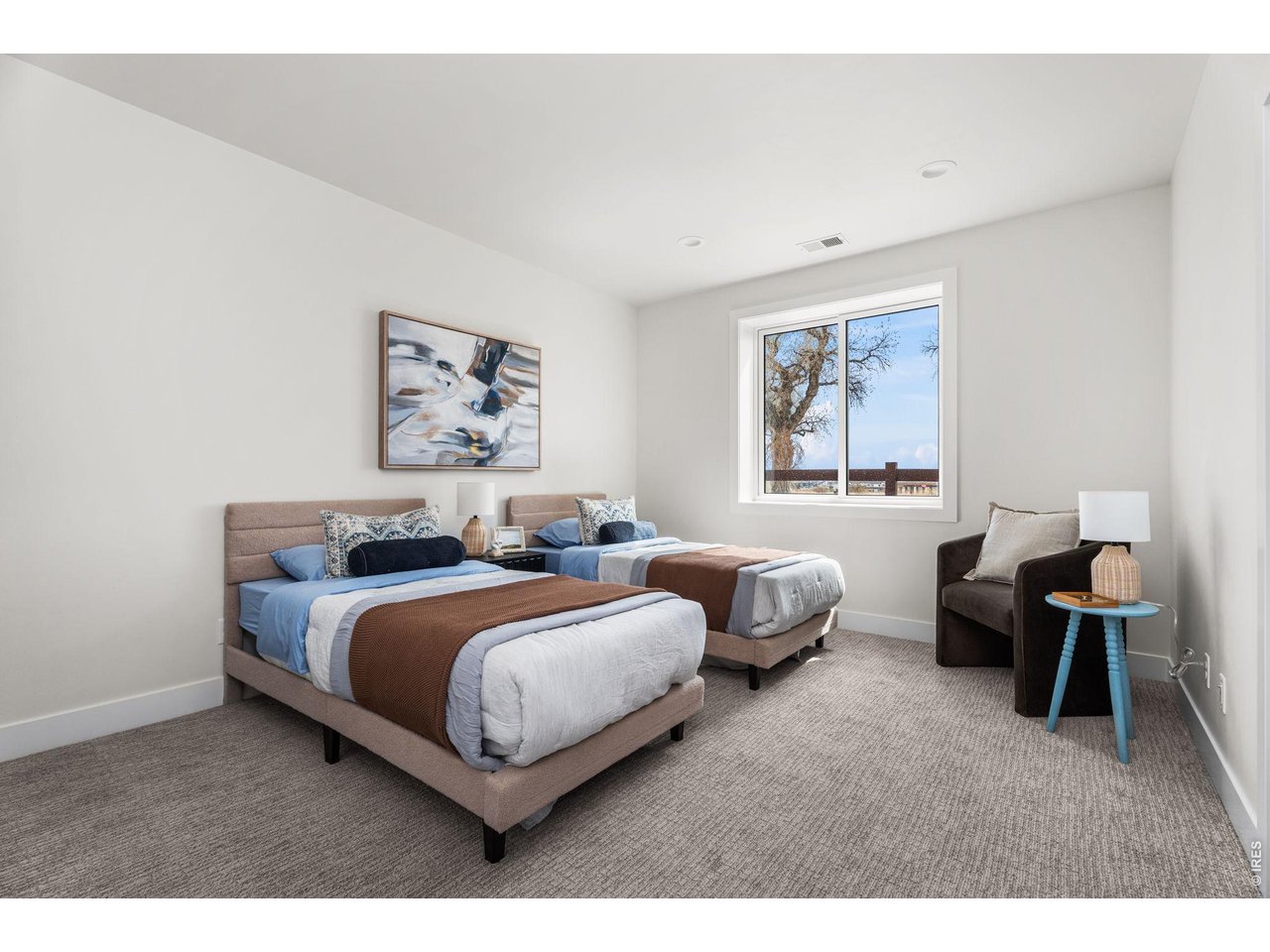 6739 Morning Song Ct