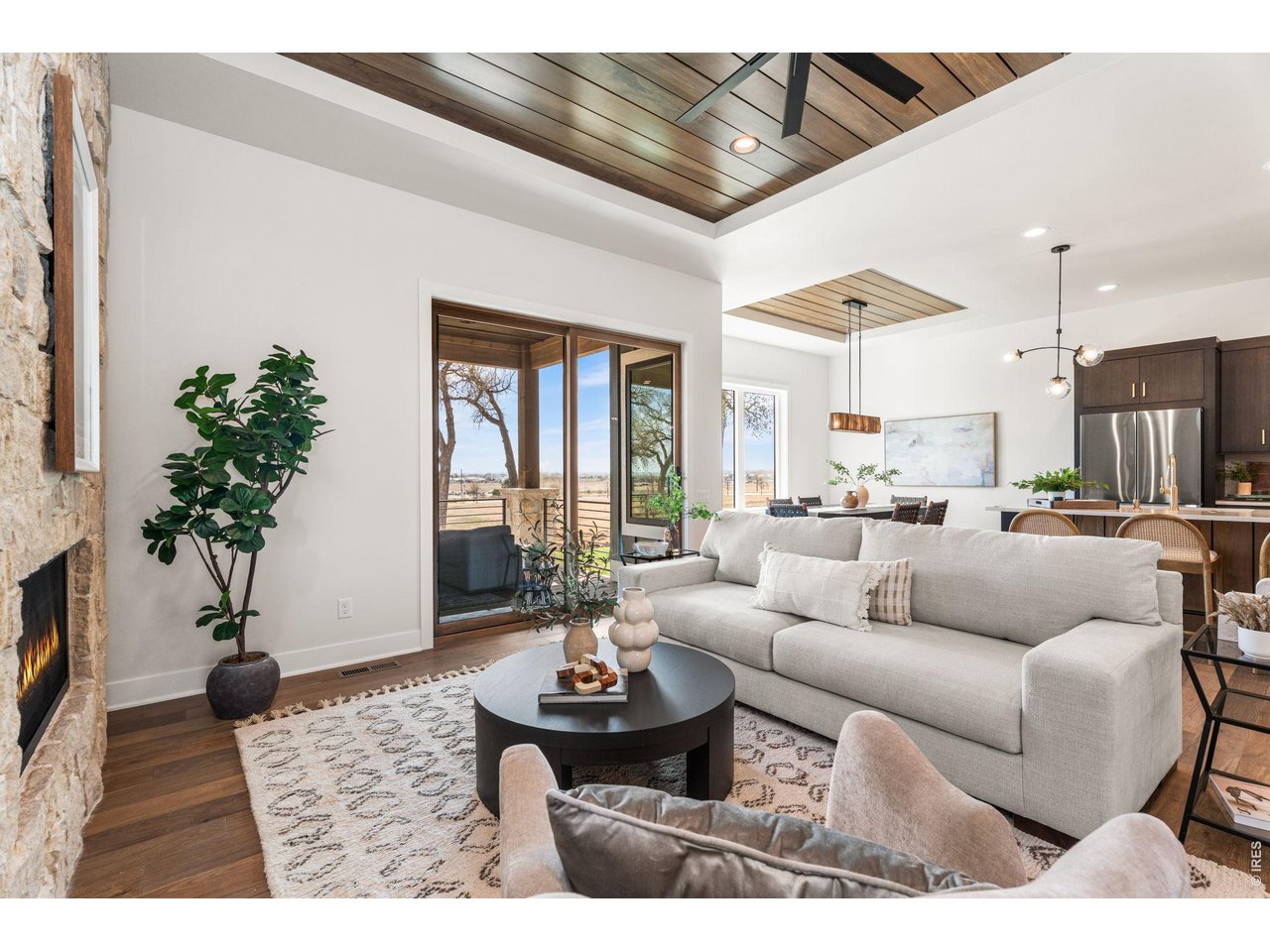 6739 Morning Song Ct