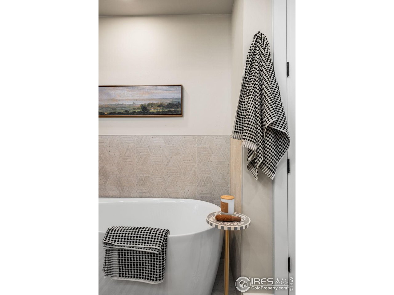 6719 Morning Song Ct