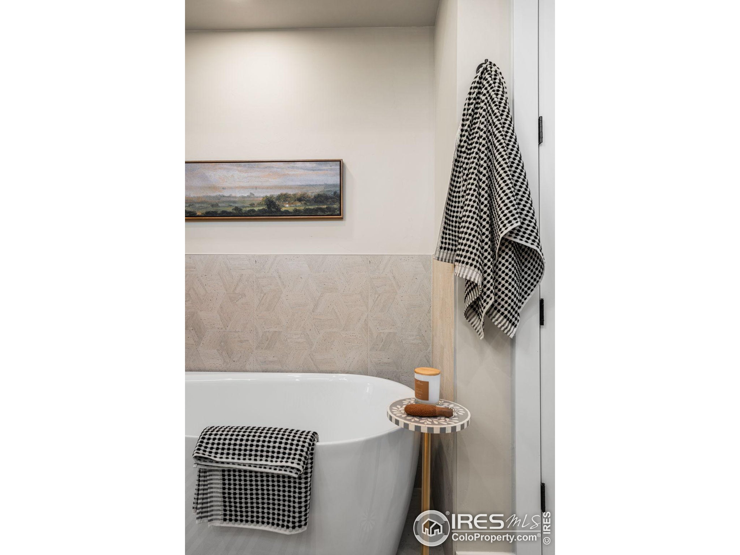 6719 Morning Song Ct
