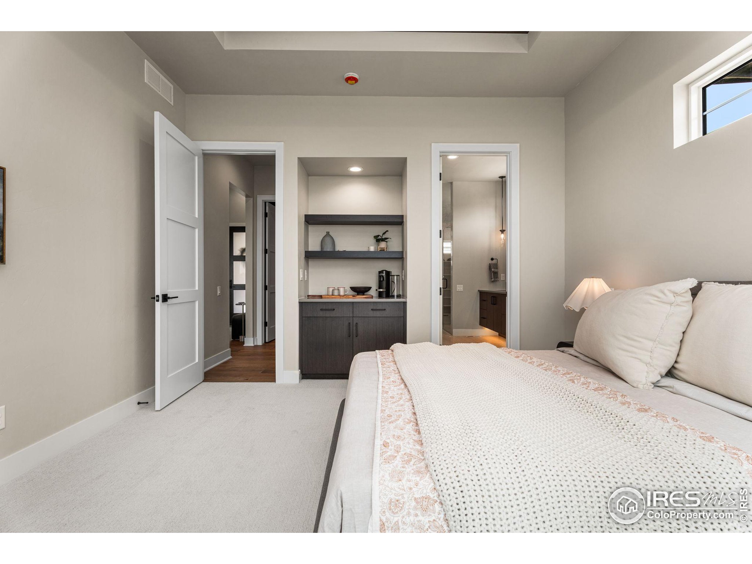 6719 Morning Song Ct