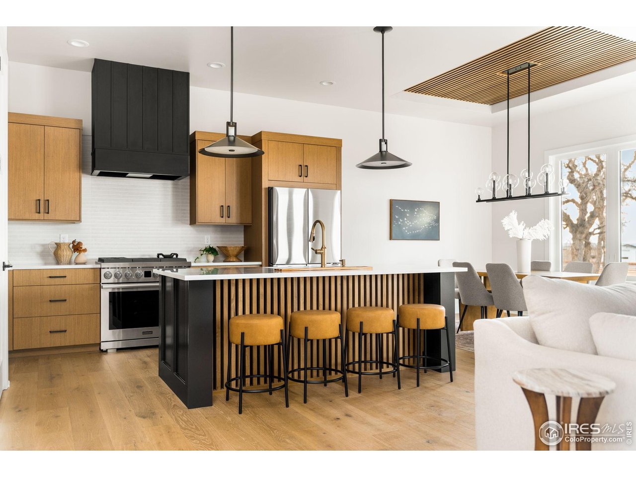 6729 Morning Song Ct