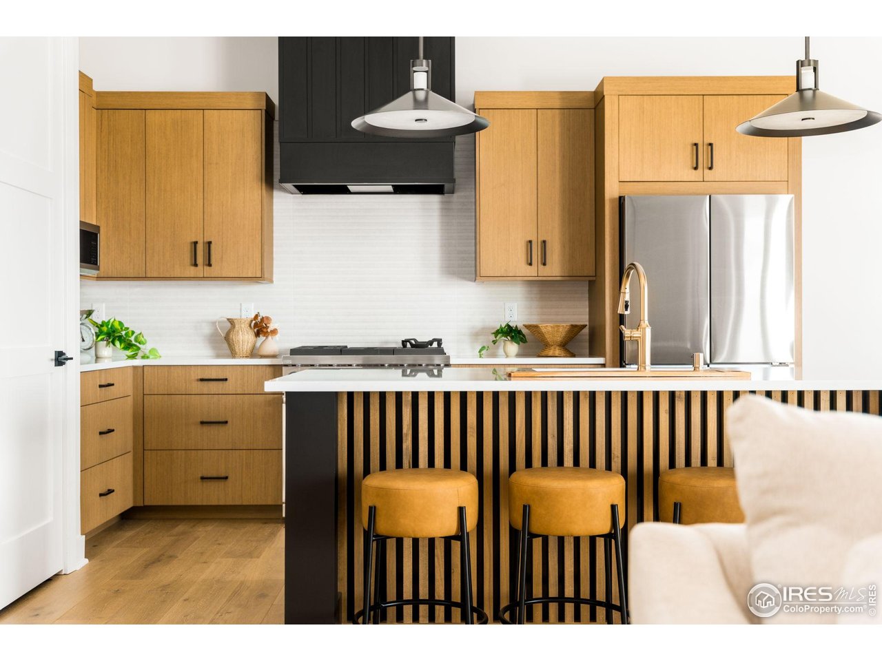 6729 Morning Song Ct