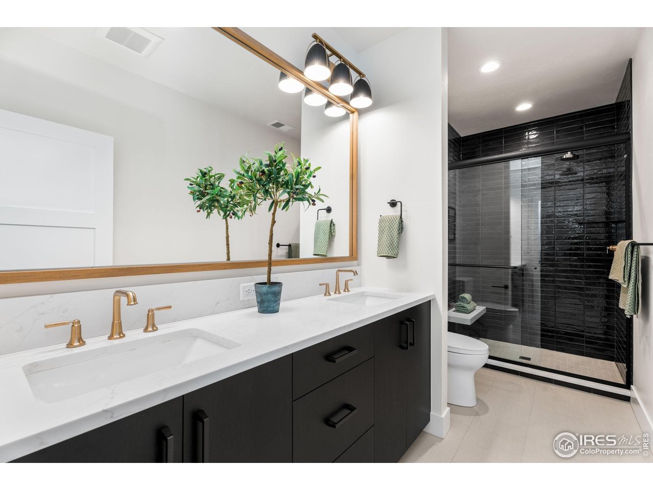 6729 Morning Song Ct