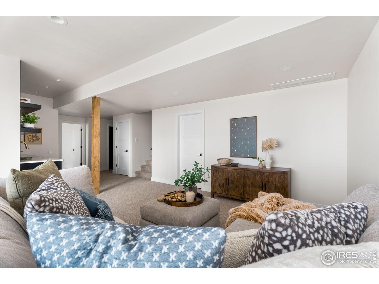 6729 Morning Song Ct