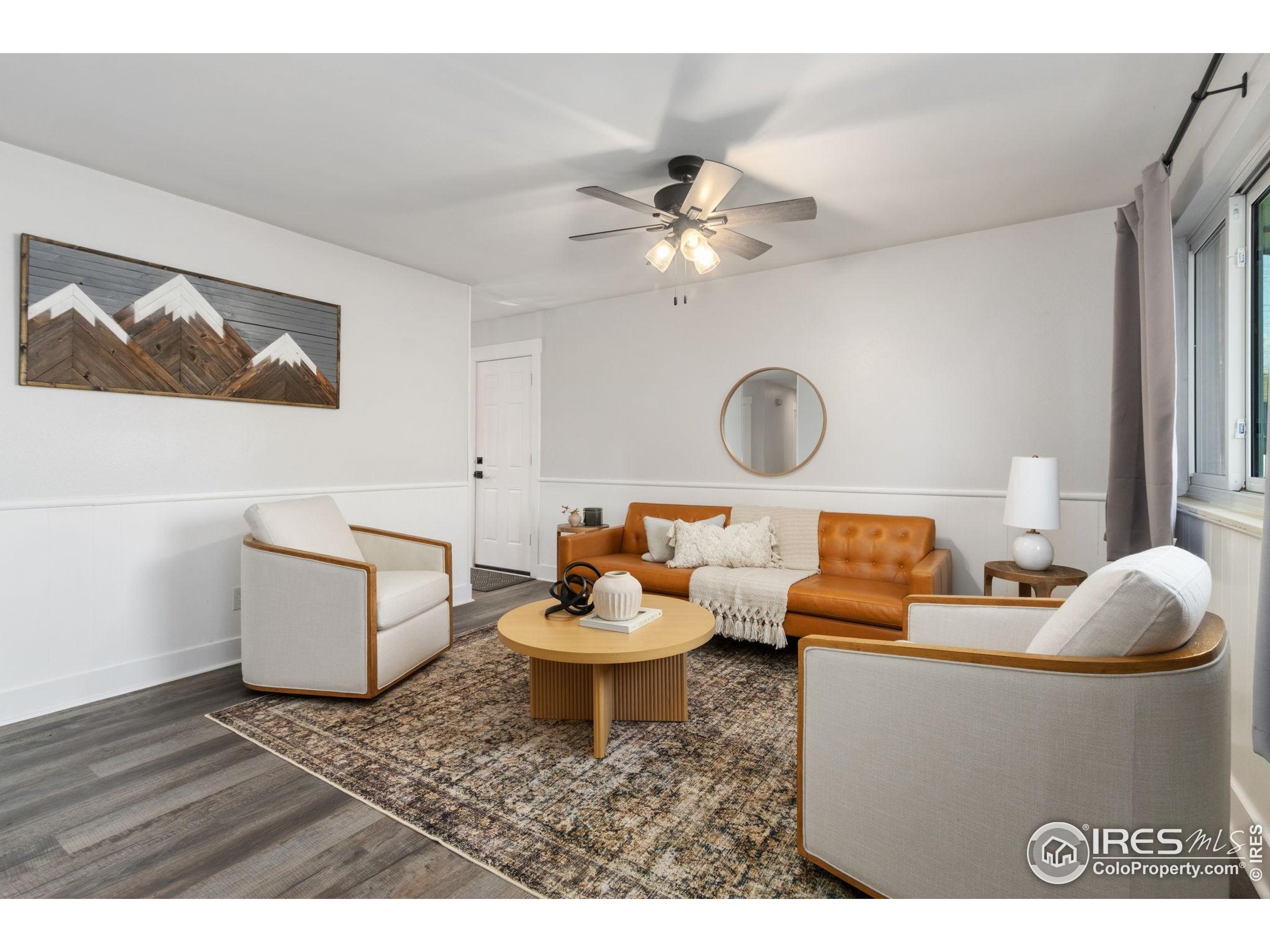 2139 Donna Ct