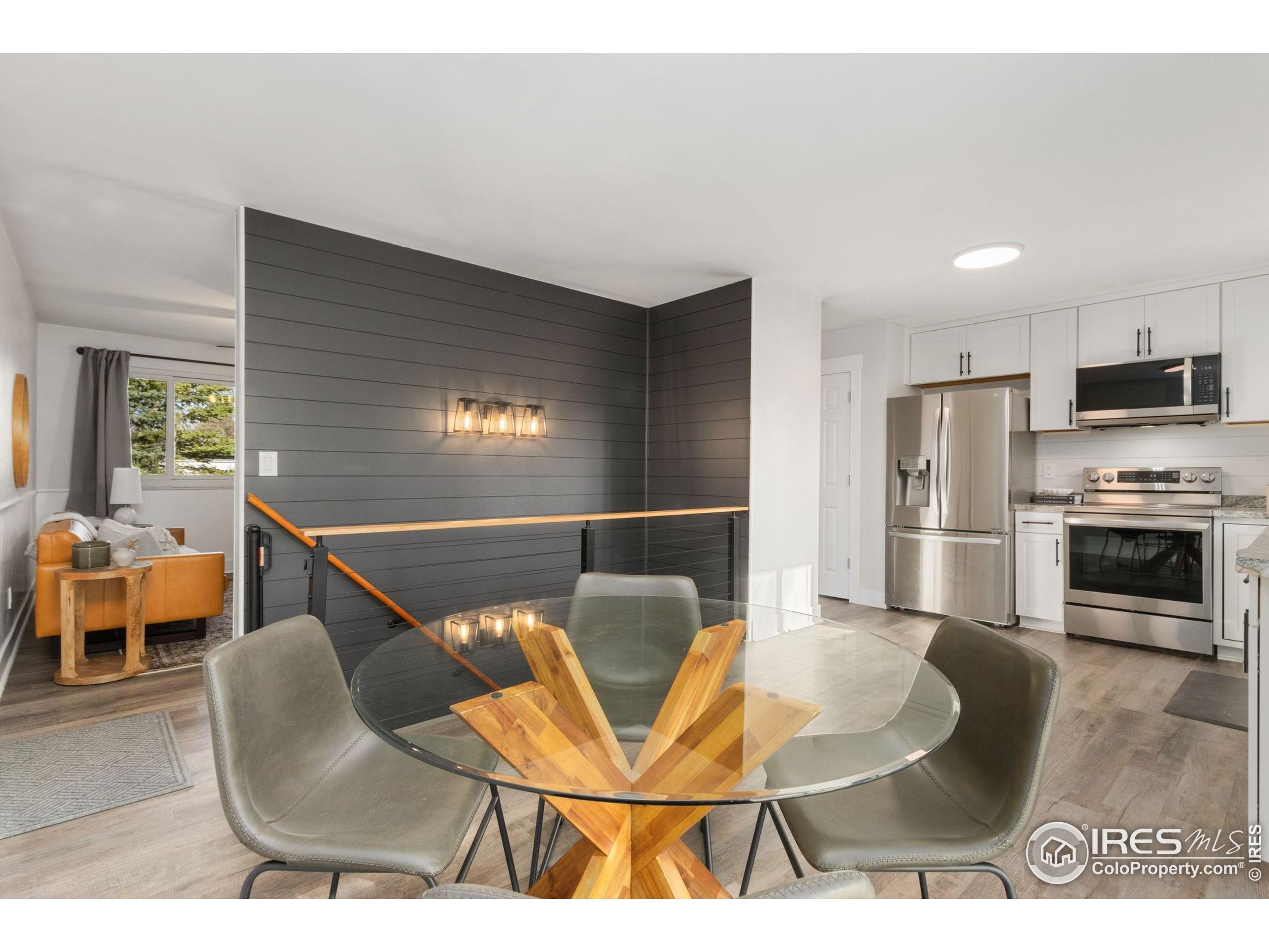 2139 Donna Ct
