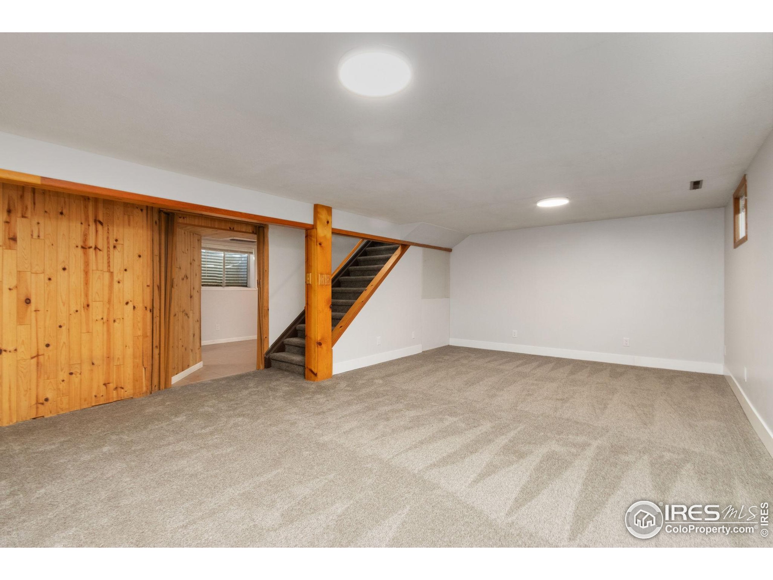 2139 Donna Ct