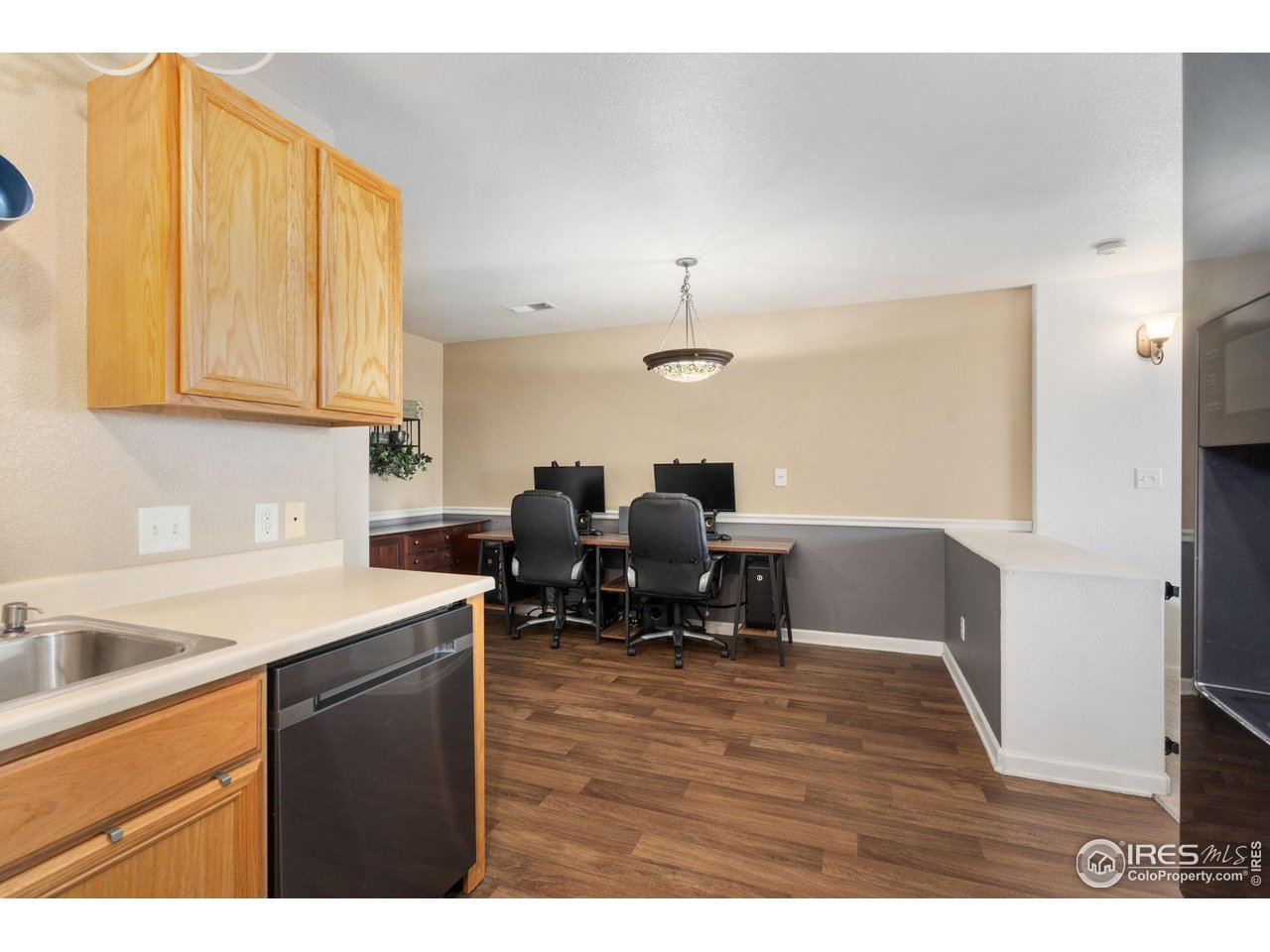 3601 Ponderosa Ct 6