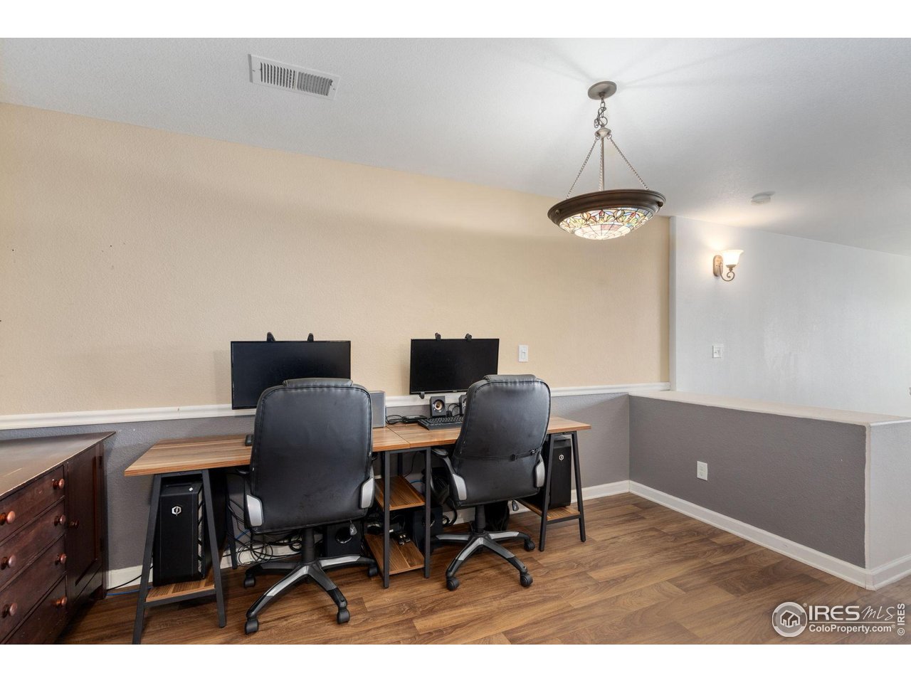 3601 Ponderosa Ct 6