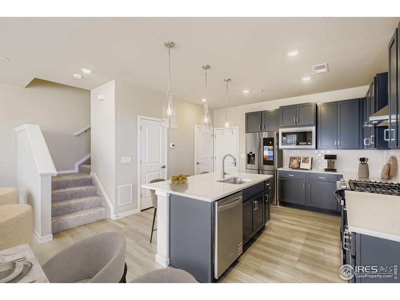 857 Merganser Dr