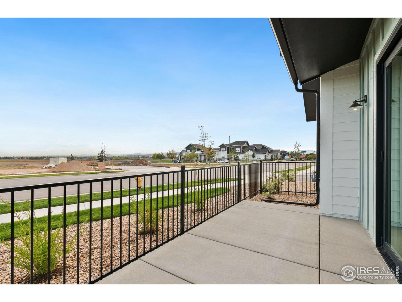 3425 Green Lake Dr