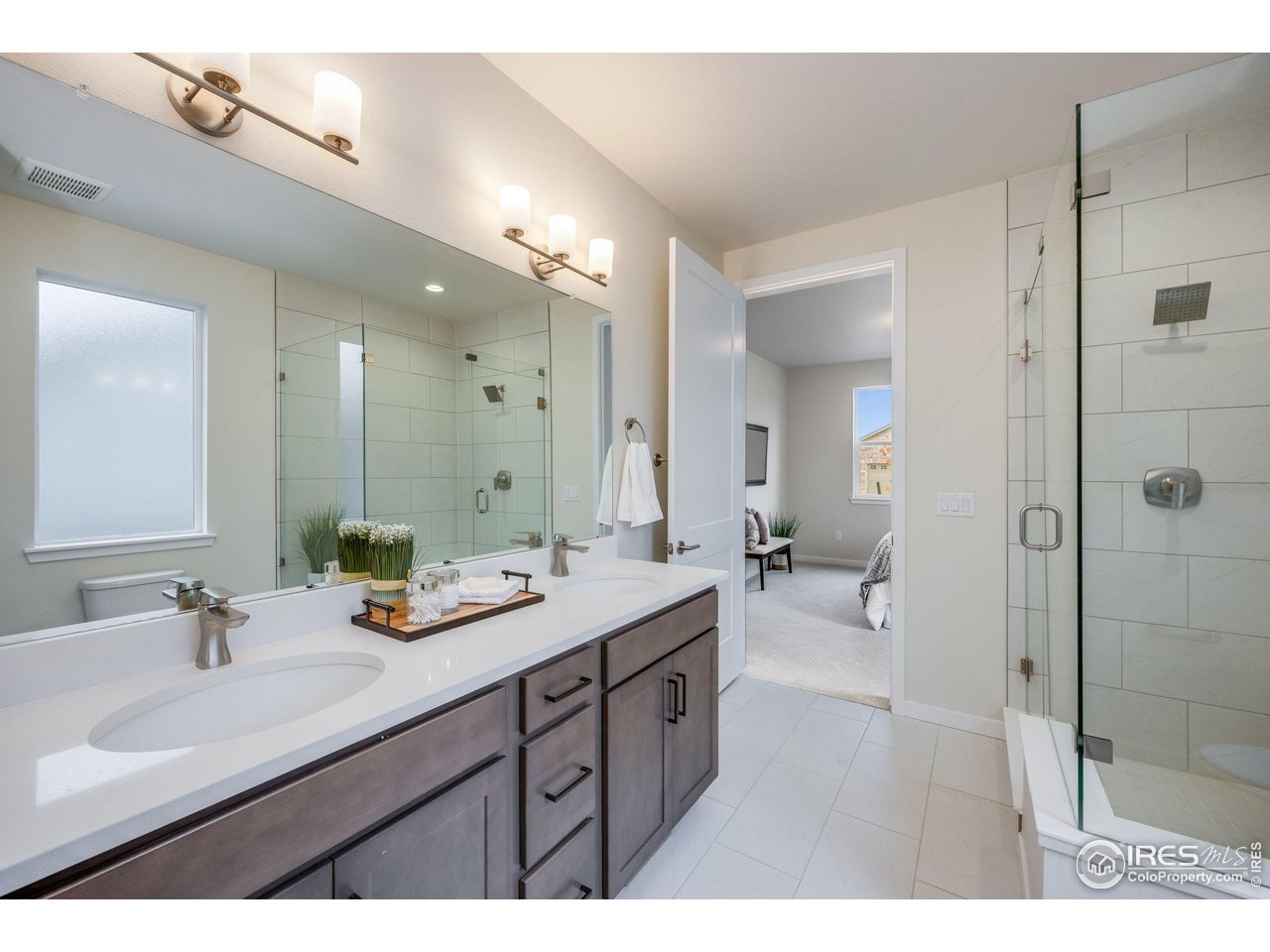 3449 Green Lake Dr