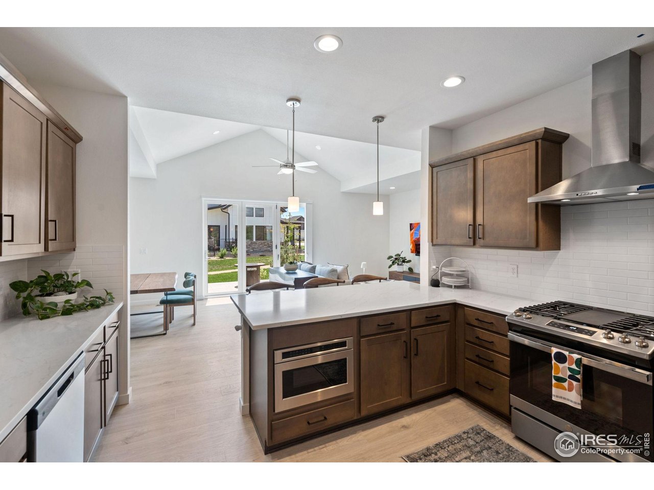3449 Green Lake Dr