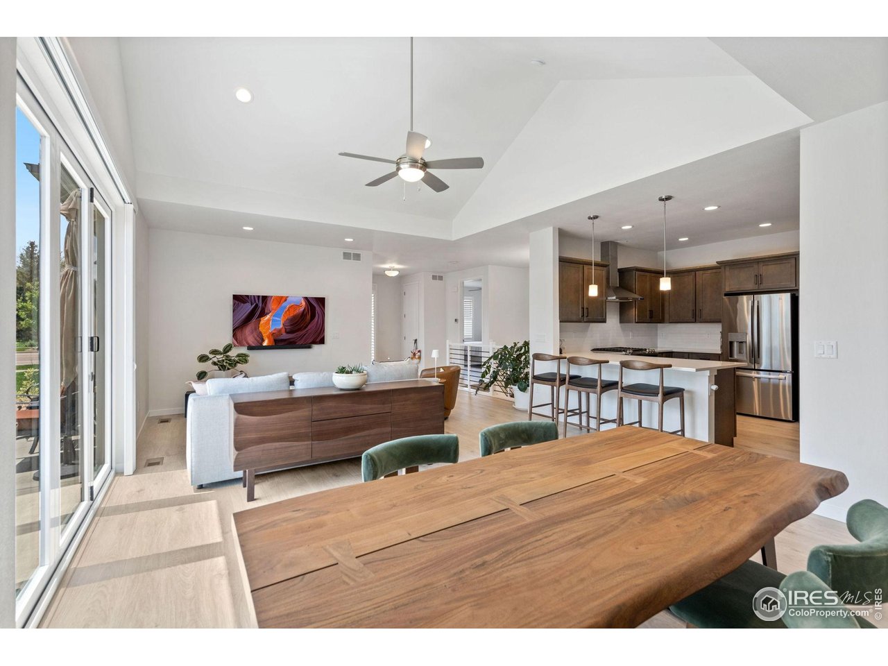 3449 Green Lake Dr