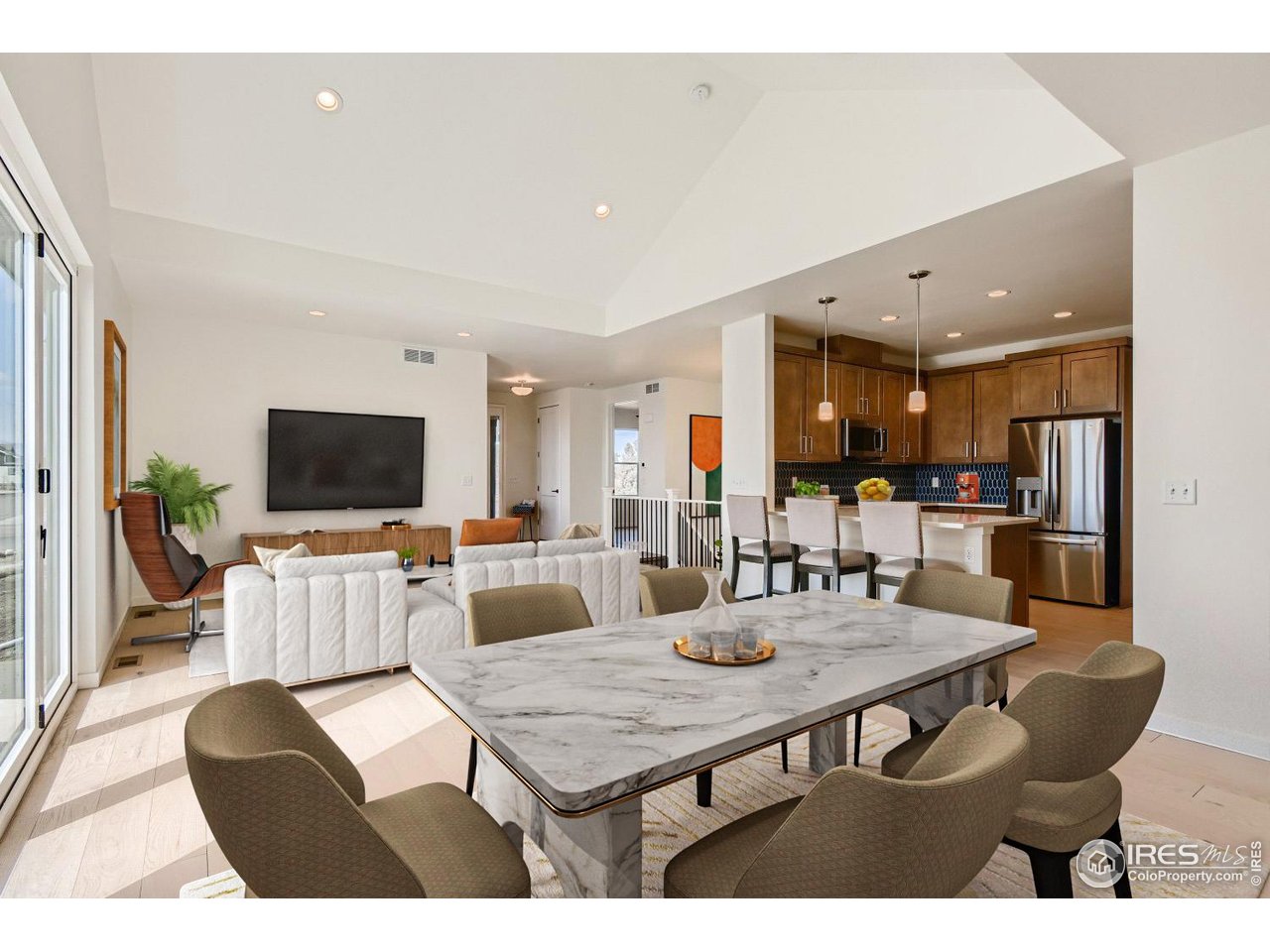 3449 Green Lake Dr
