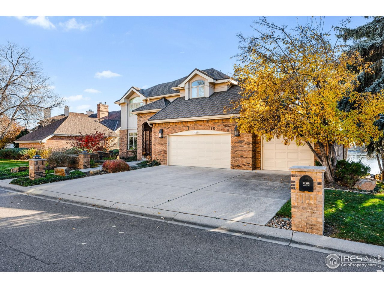 1721 Cottonwood Point Dr