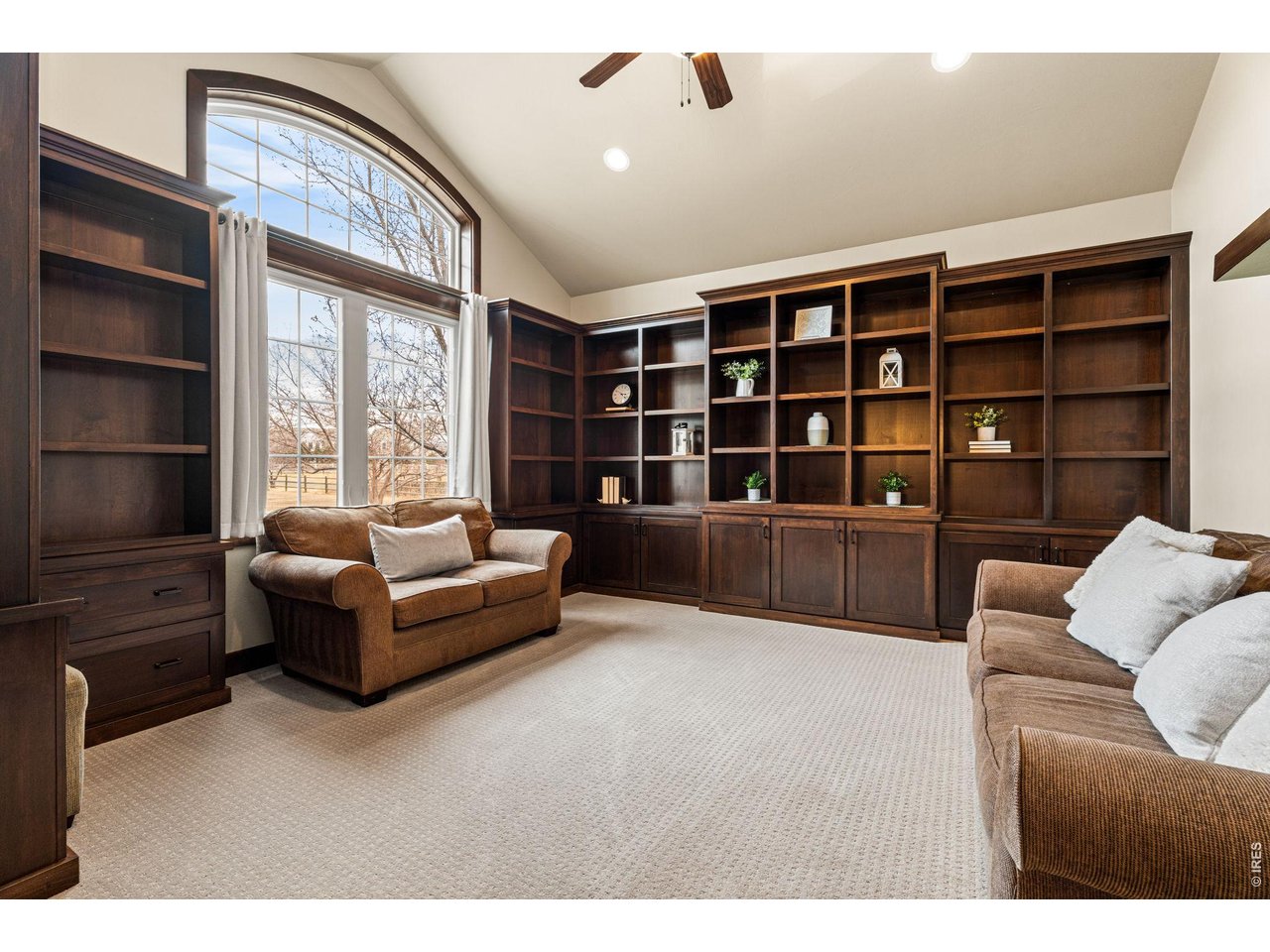 1100 E County Road 30