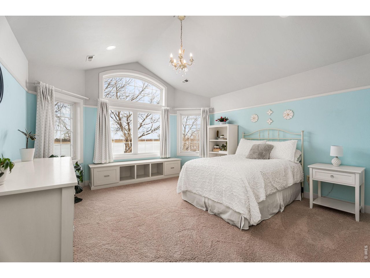 1100 E County Road 30