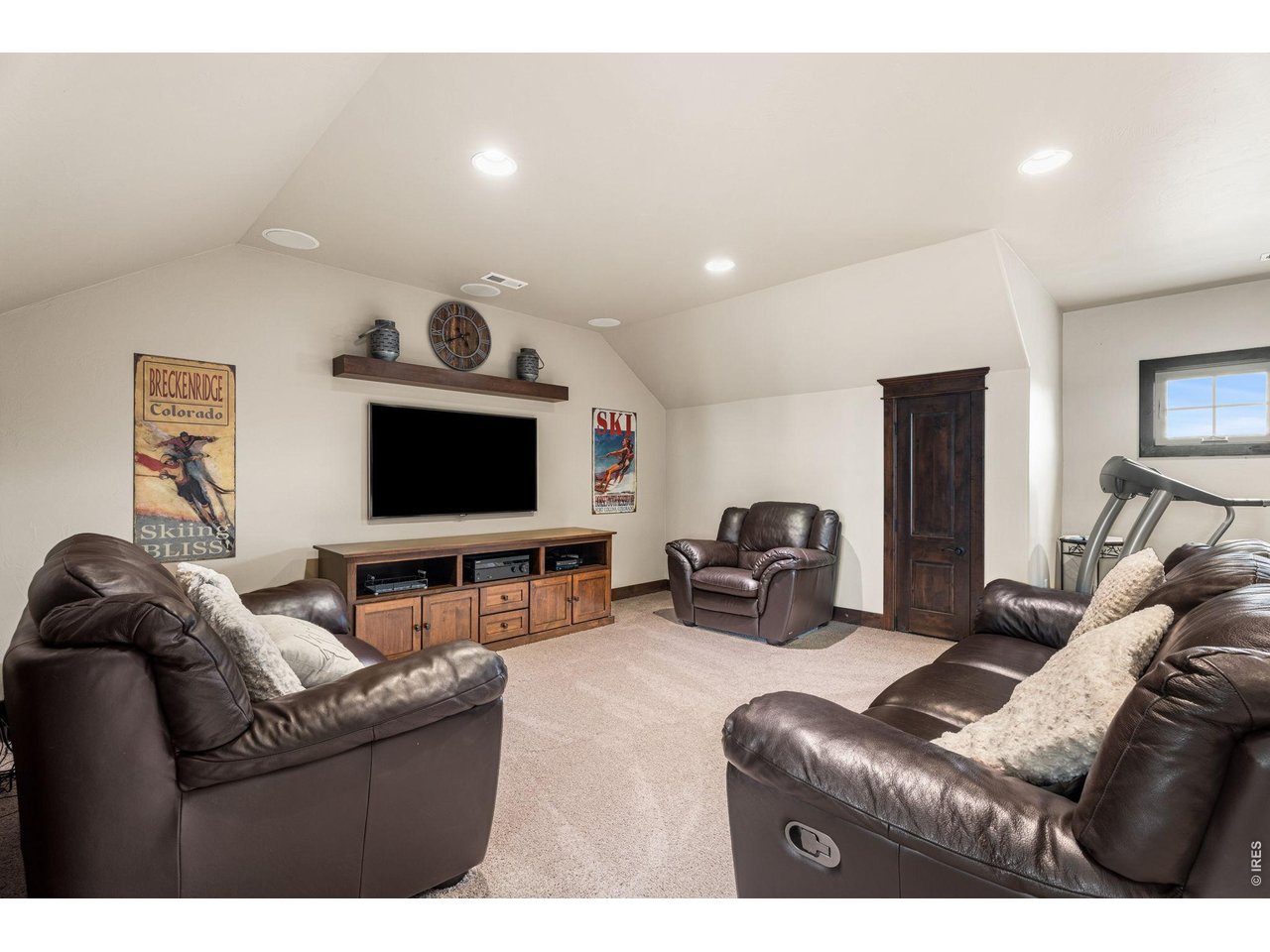 1100 E County Road 30