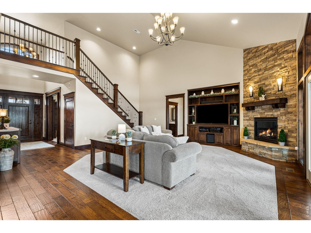 1100 E County Road 30