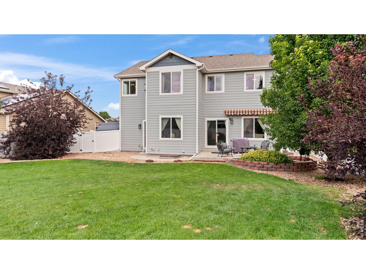 633 Shoshone Ct