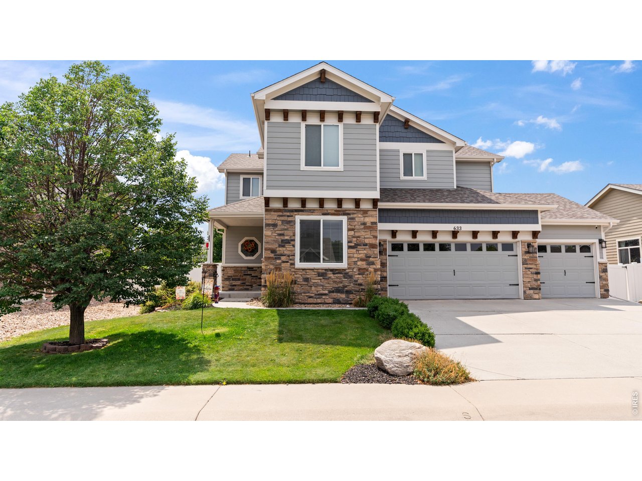 633 Shoshone Ct