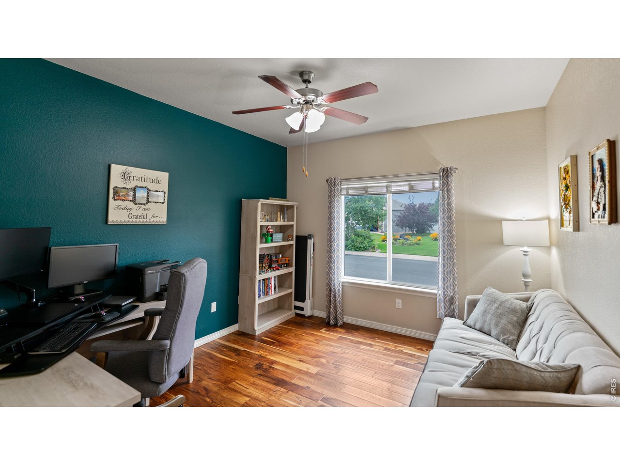 633 Shoshone Ct