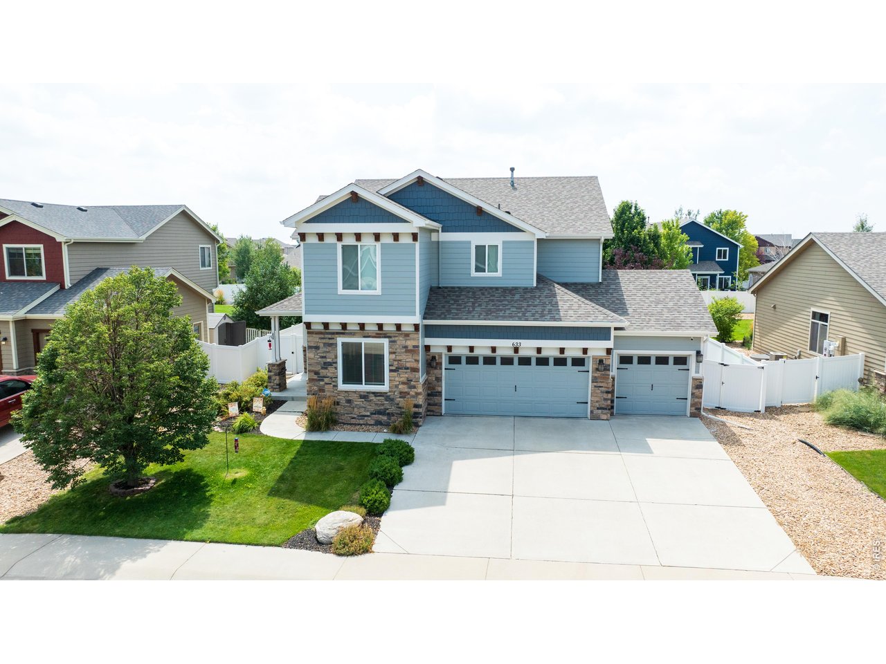 633 Shoshone Ct