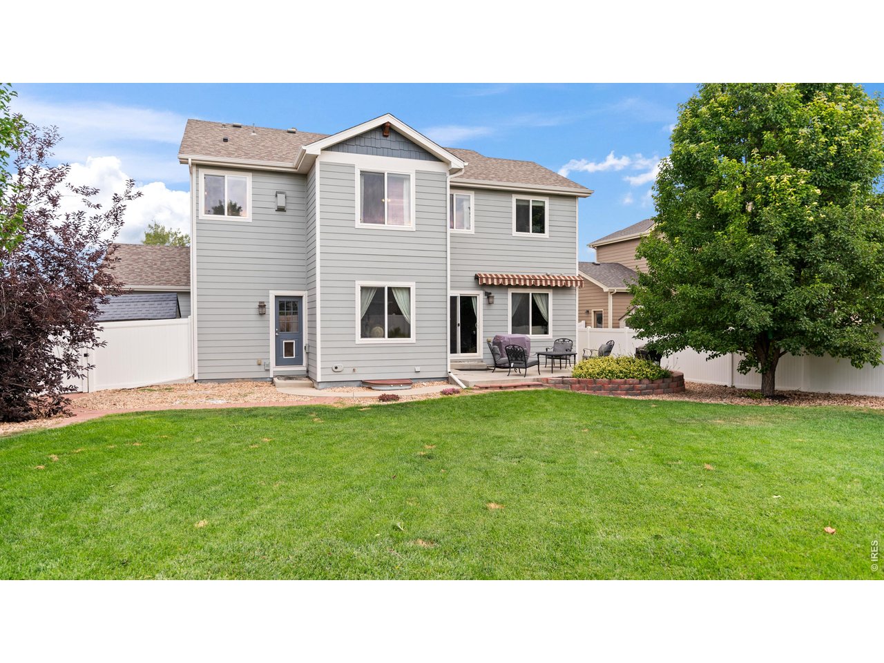633 Shoshone Ct
