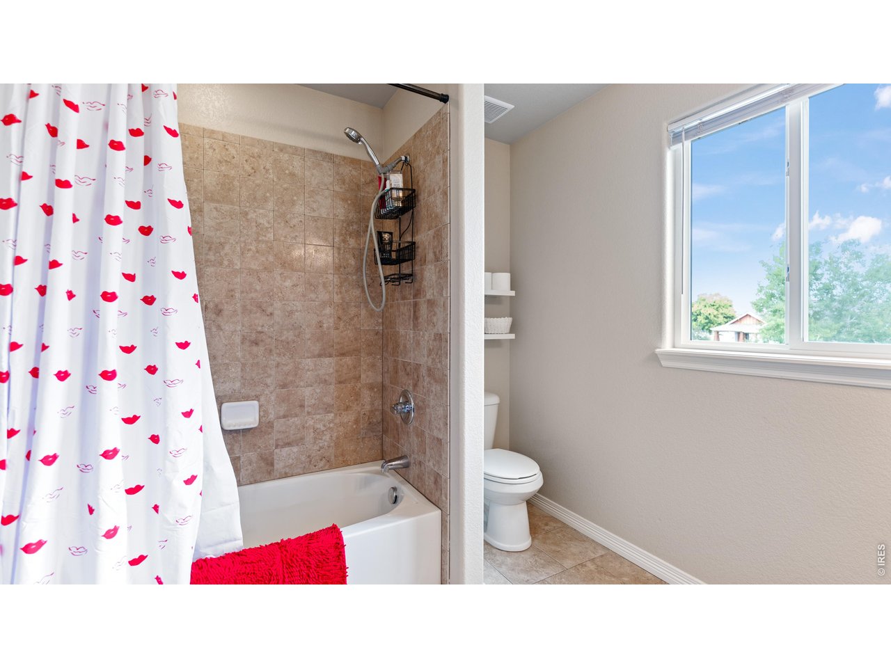 633 Shoshone Ct