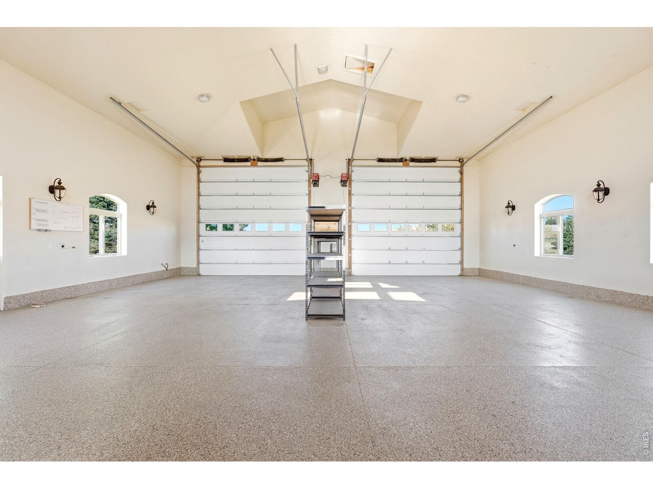 2153 Mountain River Rd
