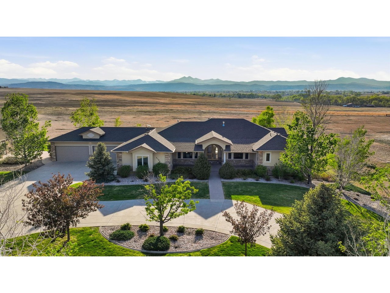 2153 Mountain River Rd