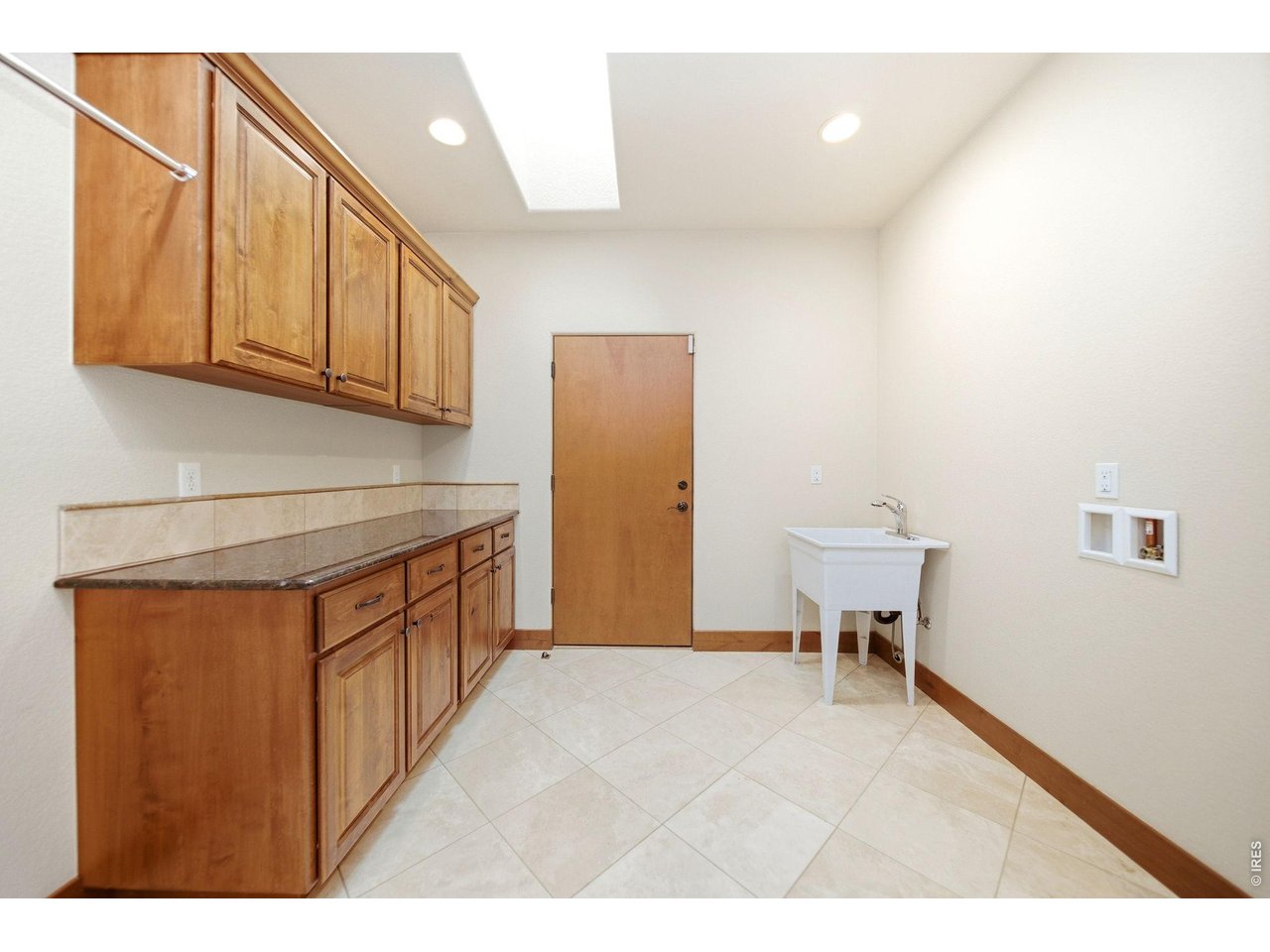 2153 Mountain River Rd
