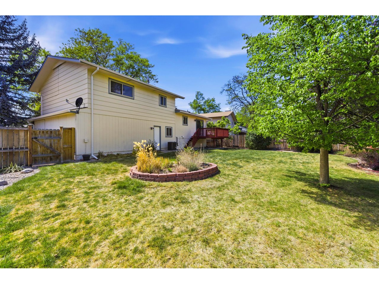 3014 Alamo Ave