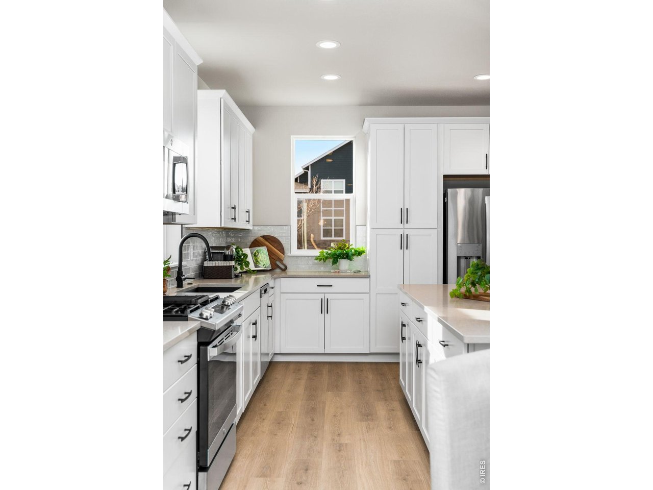 3443 Green Lake Dr