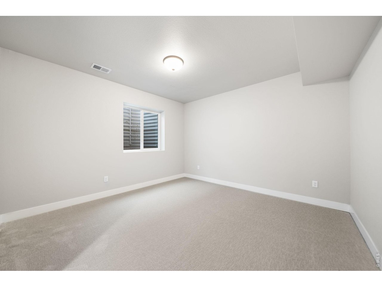 3443 Green Lake Dr