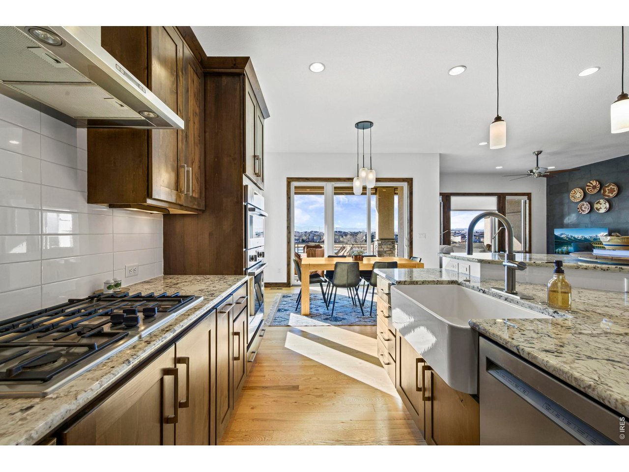 6901 Water View Ct
