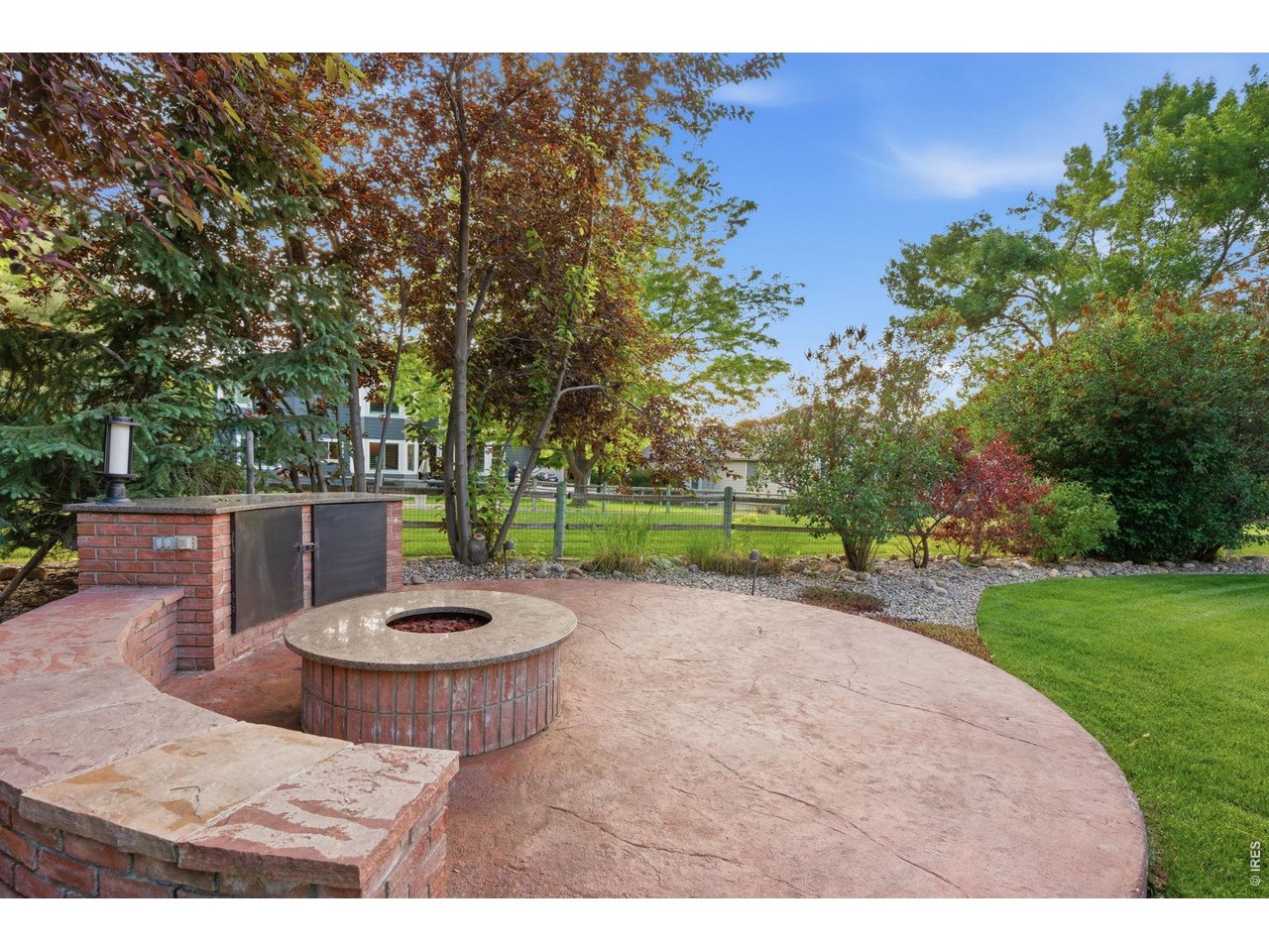 5475 Hunter Ct