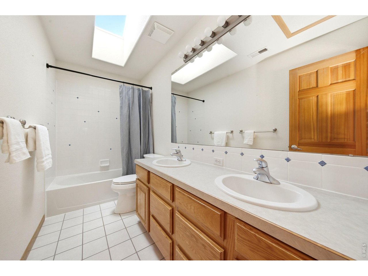 5475 Hunter Ct