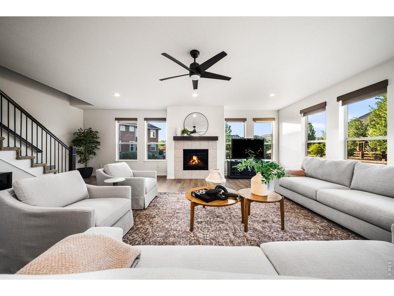 6402 Foothills View Pl