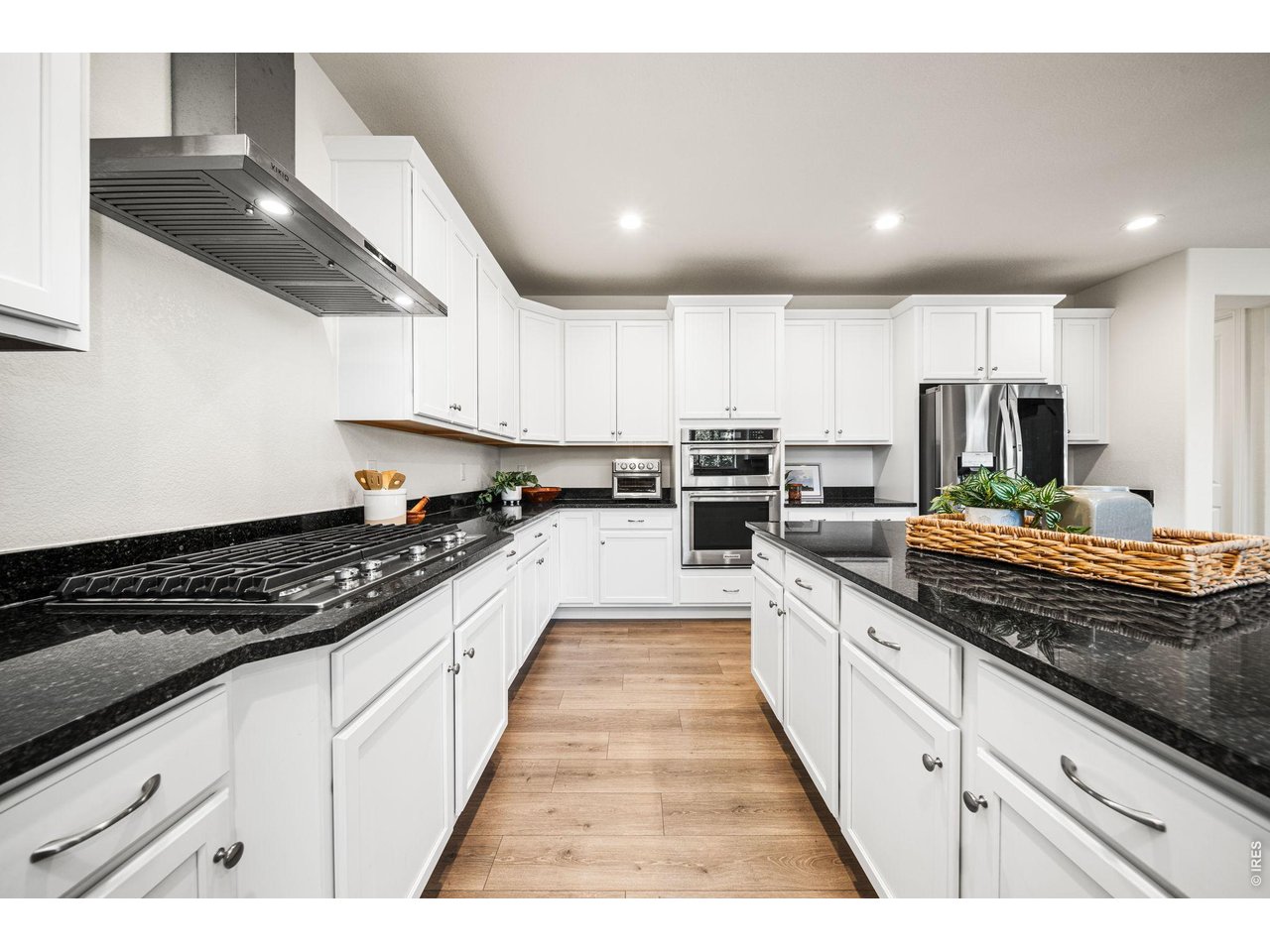 6402 Foothills View Pl
